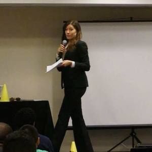 Meet your Posher, Kelly