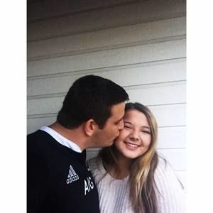 Meet your Posher, Avery