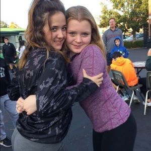 Meet your Posher, Macie