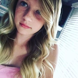 Meet your Posher, Katlyn