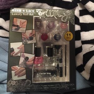 Free With Purchase 💚❤️