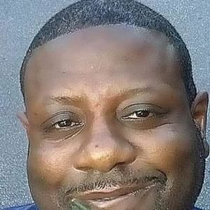 Meet your Posher, Derrick