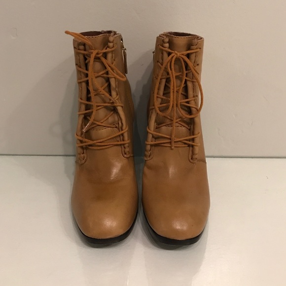 Elizabeth & James booties