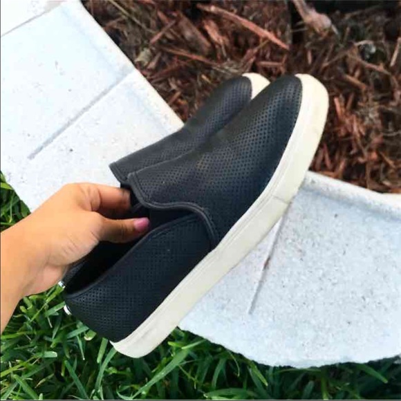 Steve Madden shoes slip ons