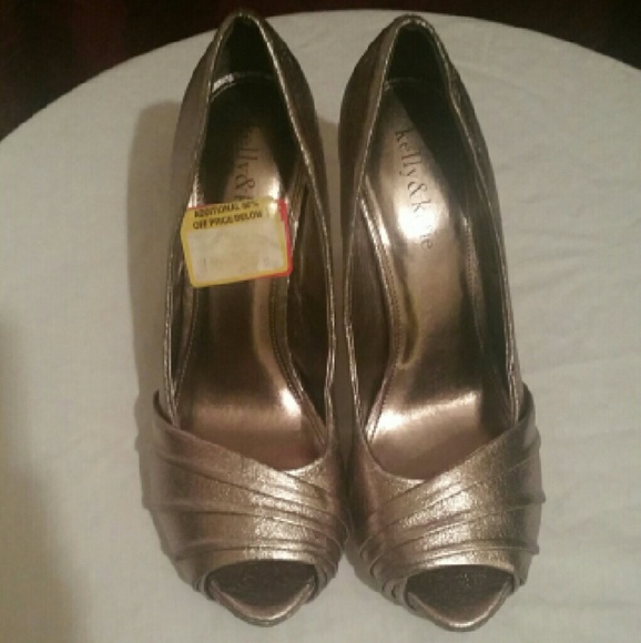 KELLY AND KATIE peep toe heel - Picture 3 of 3