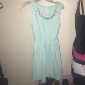 Cute mint dress comes w necklace
