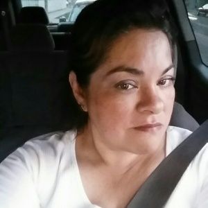Meet your Posher, Leticia