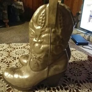 Buckle Cowboy Boots Shimmer Size 10 Like New