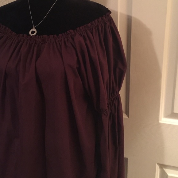Purple off the shoulder peasant top - Picture 2 of 3