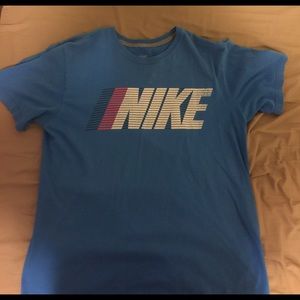 Nike T-shirt