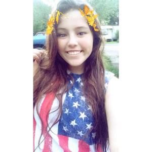 Meet your Posher, Selena