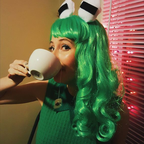 Meet your Posher, Catherine - Picture 1 of 1