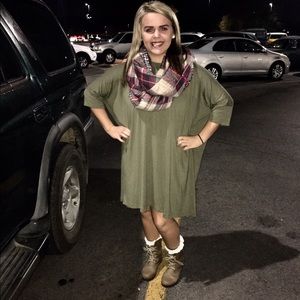 Meet your Posher, Leah