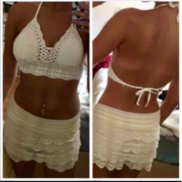 Sexy Crotchet Bikini Top Halter Crop Black/ White - Picture 3 of 8