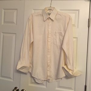 White linen untucked shirt