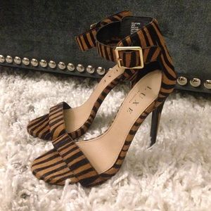 Faux pony hair zebra heels