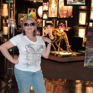 Meet your Posher, Mariaelena