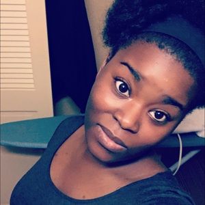 Meet your Posher, Dianna