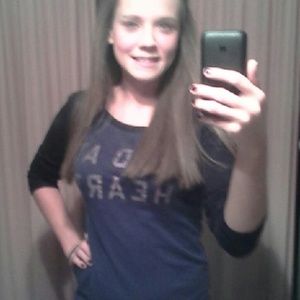 Meet your Posher, Davina