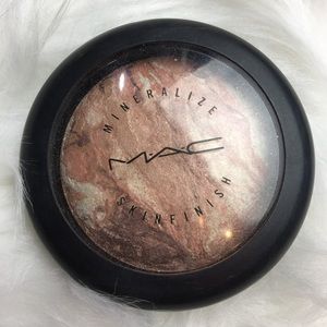 Used once - limited edition Mac Gold Spill MSF