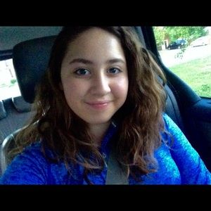 Meet your Posher, Abby