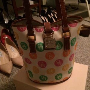Dooney & Bourke Bag