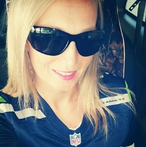 Meet your Posher, Roberta