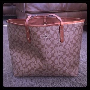 Large coach purse 👛💕