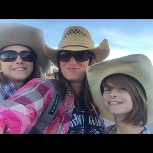 Meet your Posher, Kym