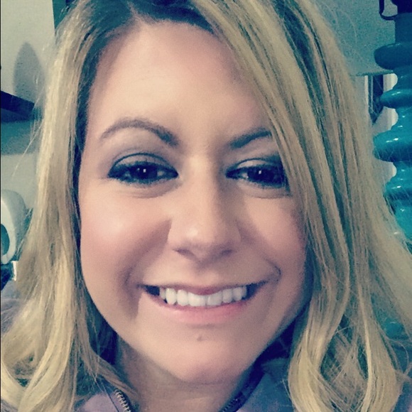 Meet your Posher, Erica - Picture 1 of 1