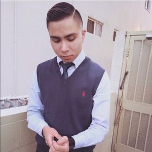 Meet your Posher, Alex