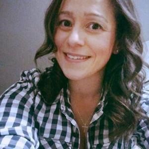 Meet your Posher, Alicia