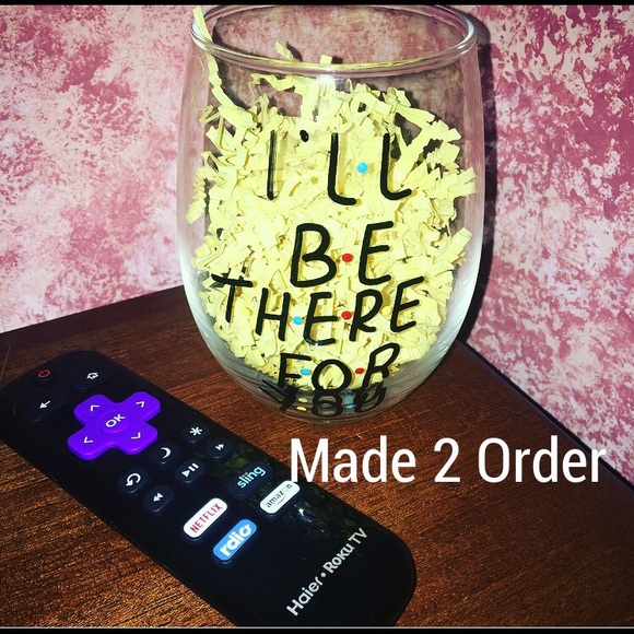 Handdrawn friends glasses 6 each
