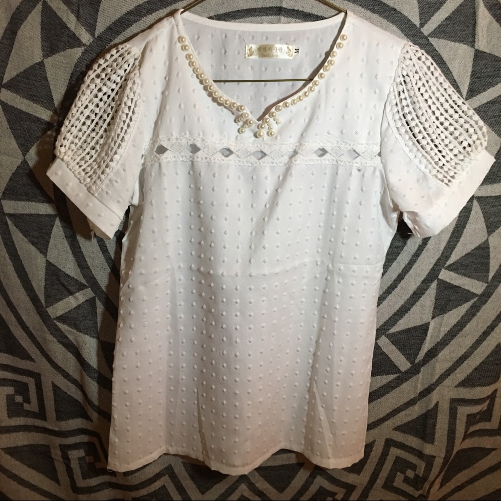 Cute Detailed Simple White Shirt