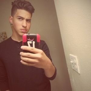 Meet your Posher, Alex