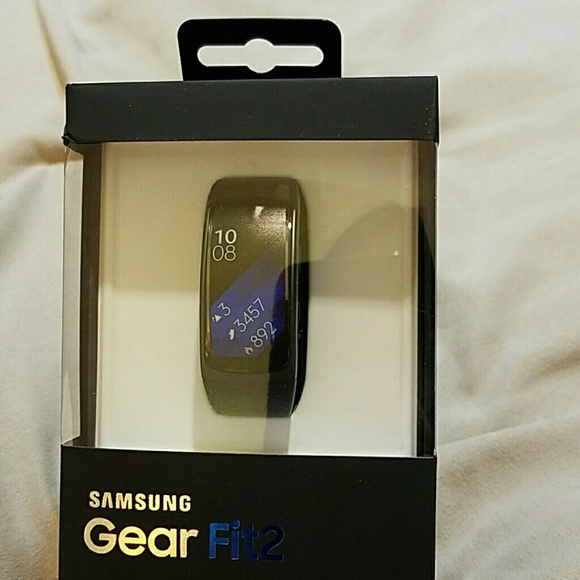 Brand new Samsung Gear Fit2. Never been used. - Picture 2 of 4