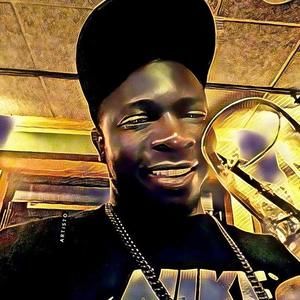 Meet your Posher, Larry