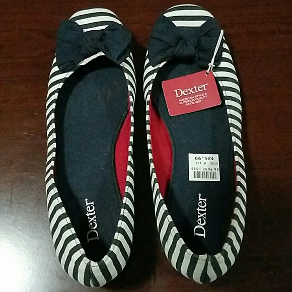 Women's flats