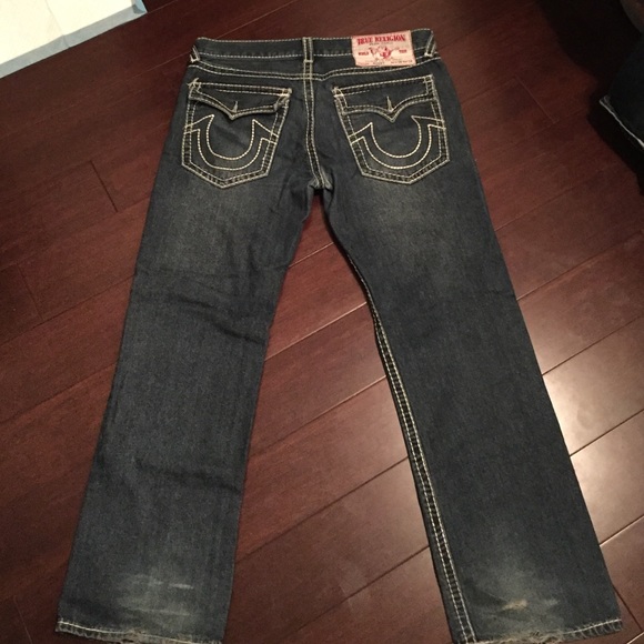 Blue jeans with white stitching