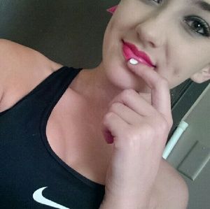 Meet your Posher, Adrianna