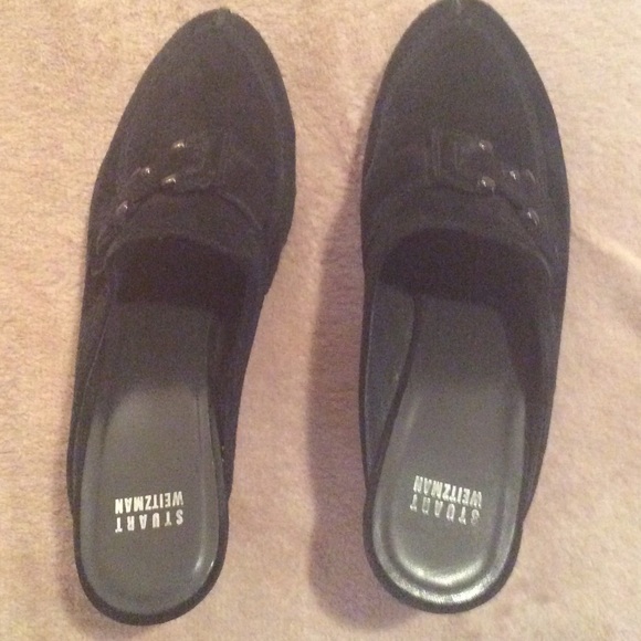 AUTHENTIC 🌹🌹STUART WEITZMAN  SLIP ONS - Picture 1 of 4