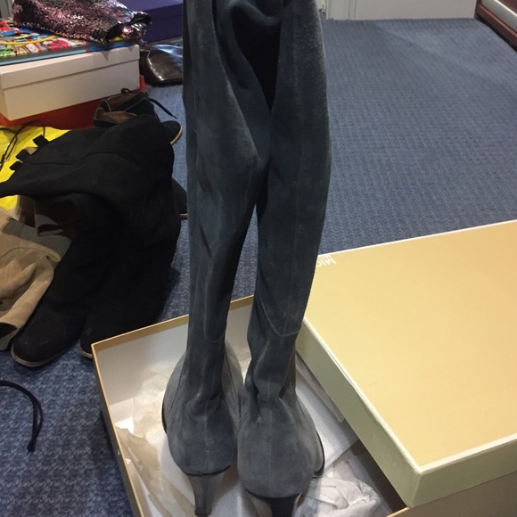 Michael Michael kors grey boot. Knee high - Picture 2 of 4