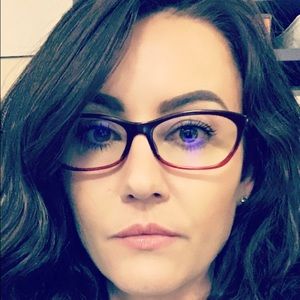 Meet your Posher, Nancy