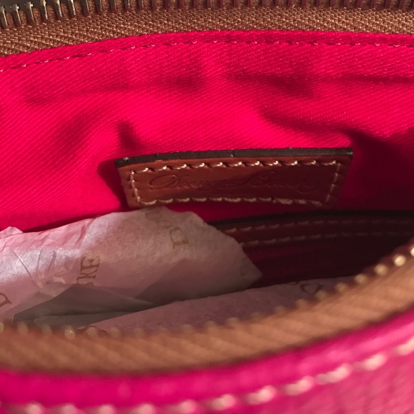 Dooney & Bourne NWT Letter Carrier Pebble Grain - Picture 3 of 7