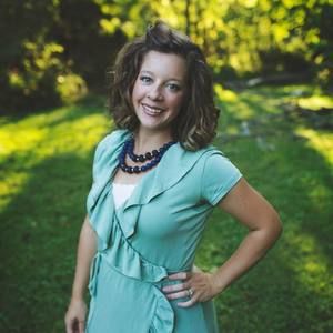 Meet your Posher, Elizabeth