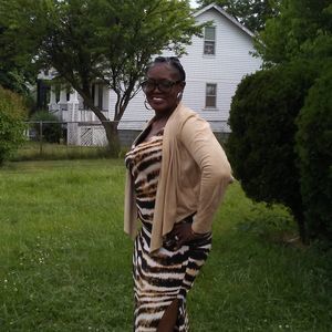 Meet your Posher, Toni