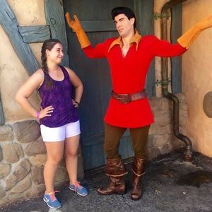 Meet your Posher, Olivia