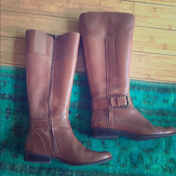 Gogreous Anne Klein boots