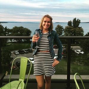 Meet your Posher, Hope