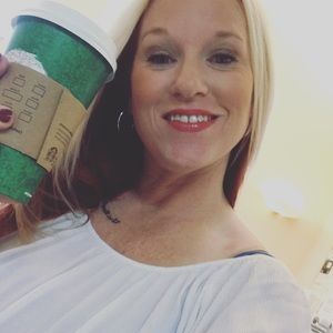 Meet your Posher, Desiree